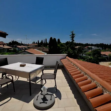 Vera * Novigrad Istria